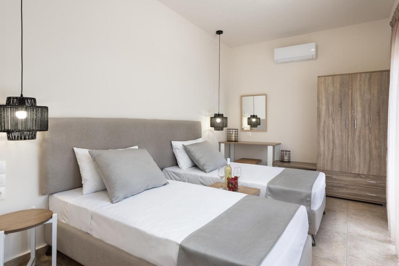 Anastasios House Stegna - Up Floor *